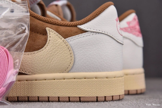 Kick Theory AJ OG 1 x Travis Low SP DM7866-106 Scott 0812
